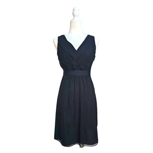 Banana Republic Dresses & Skirts - Banana Republic NWT black 100% silk flowy mini crisscross front dress size 0